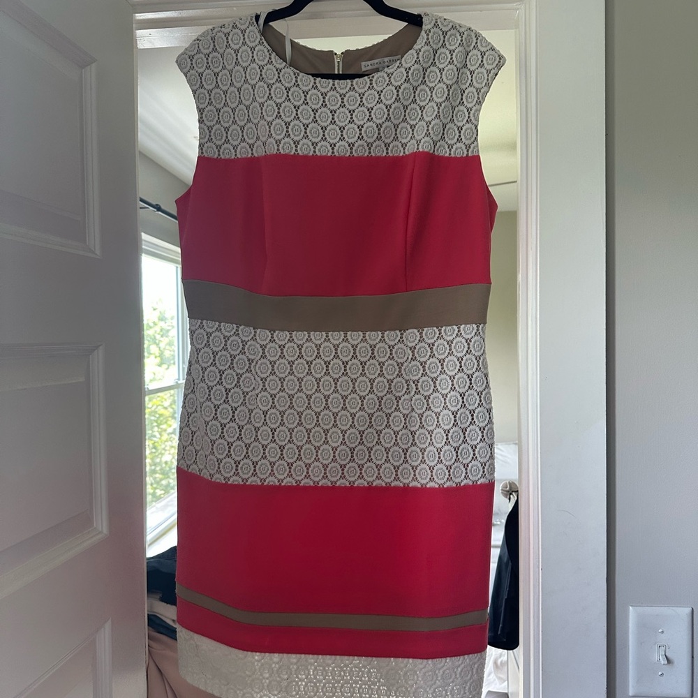 Sandra Darren Elegant Red and Tan Patterned Dress with Lace - 14